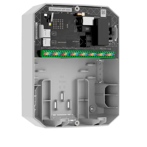 15967-ajax-superior-hub-hybrid-2-bila-image1-big_ies11467015