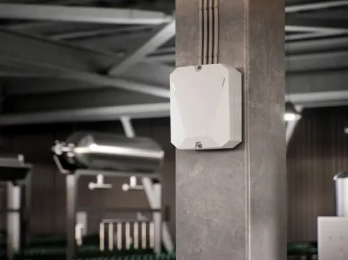 15967-ajax-superior-hub-hybrid-2-bila-image1-big_ies11467019