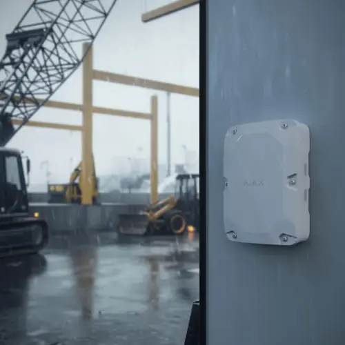 15967-ajax-superior-megahub-bila-image1-big_ies11471353