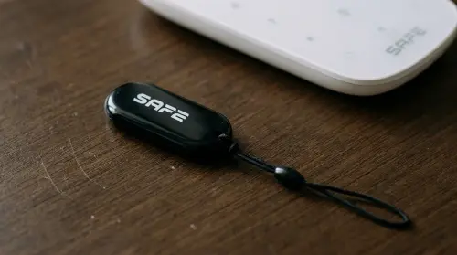 16767-safe-smart-tag-3ks-image1-big-ies13959088
